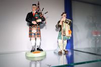 Collectables & Curio.