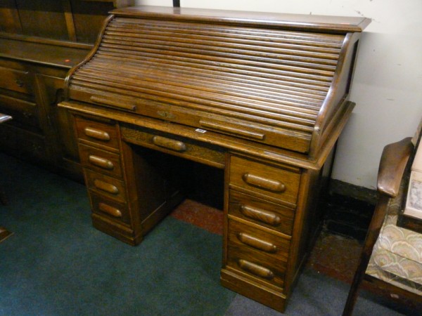 Oak roll top desk - Sold for Â£200.00