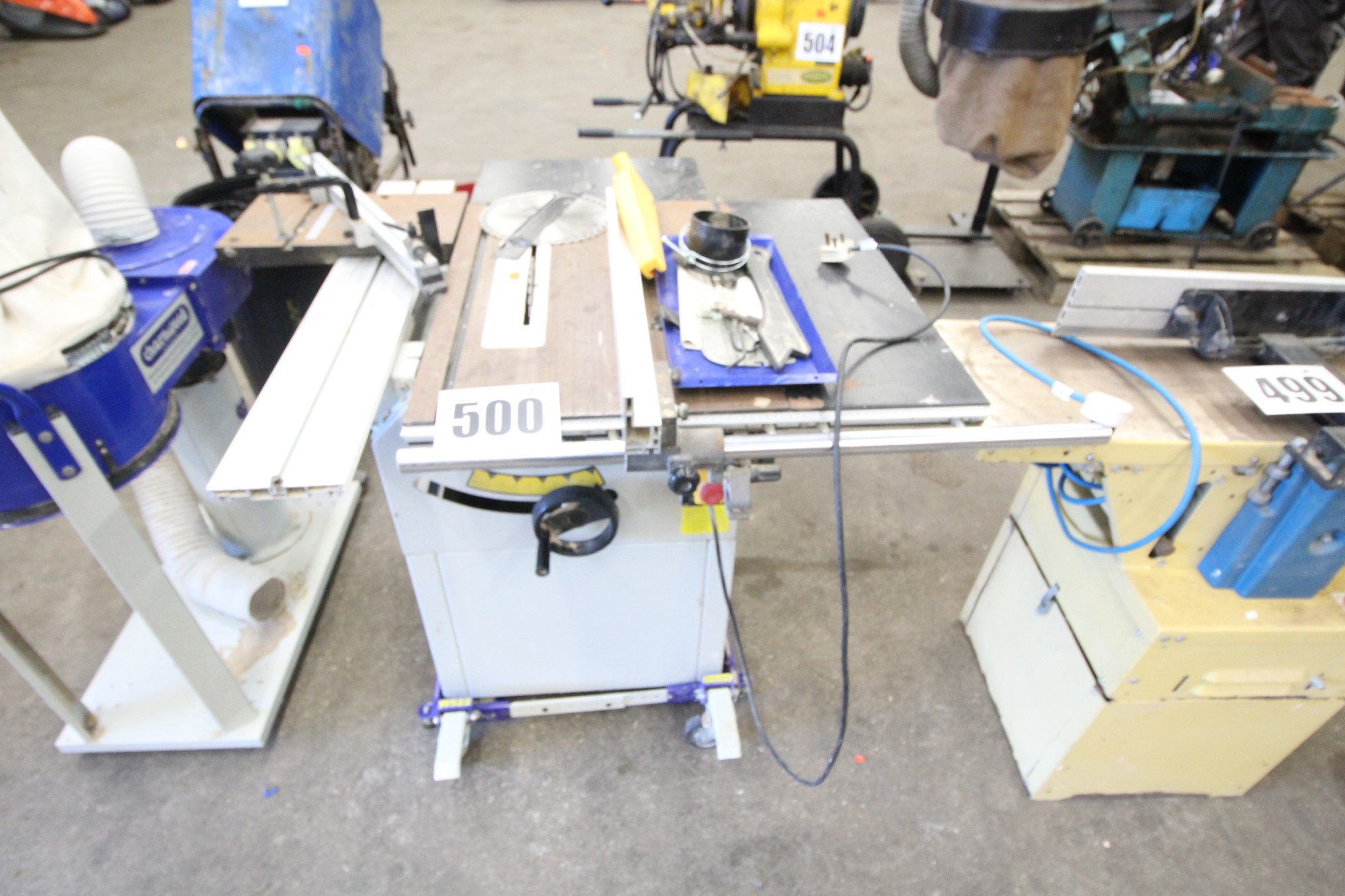 Lot 500 - Charnwood W650 Saw - £400