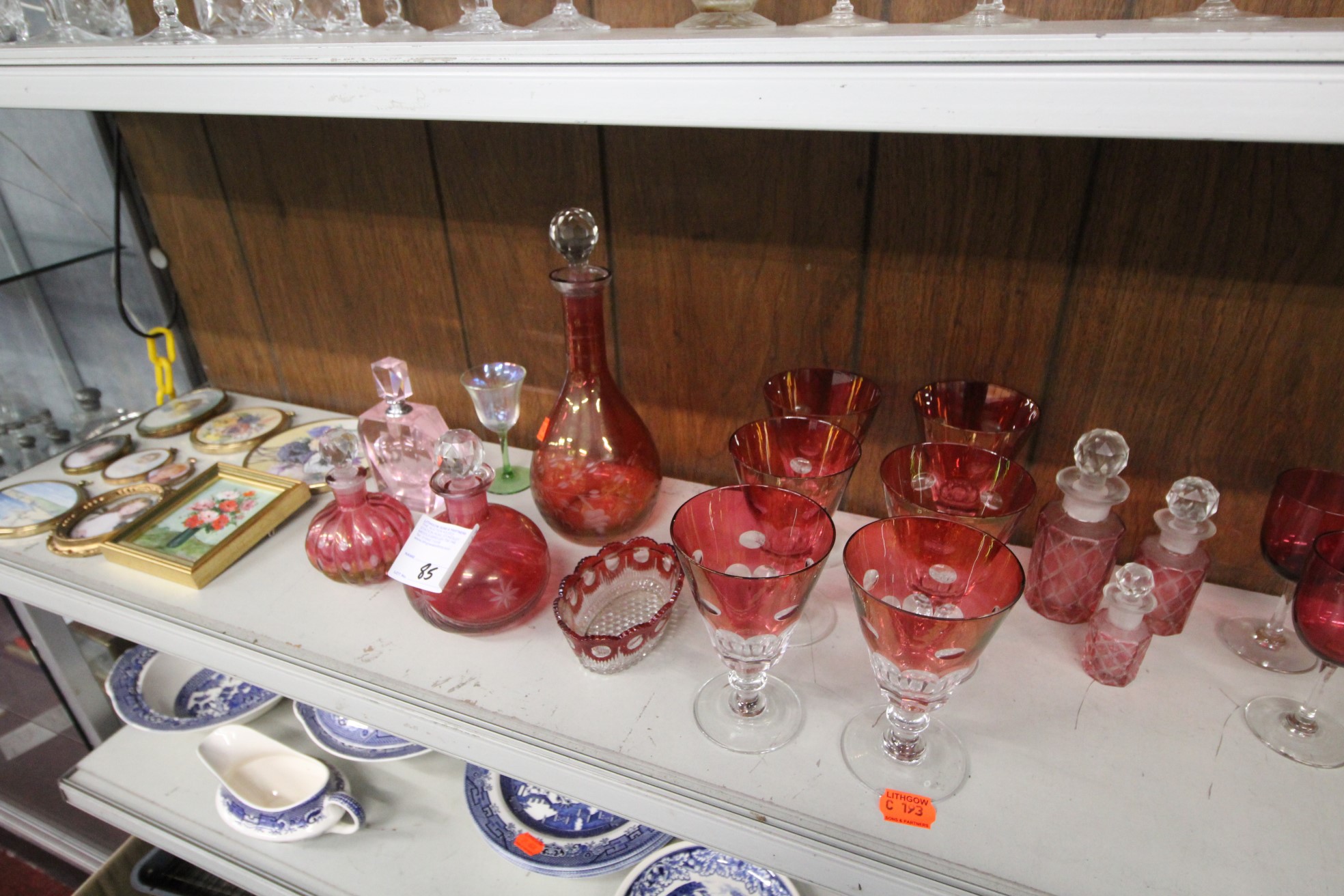Lot 85 - 7x Pieces of Cranberry Glass - £50