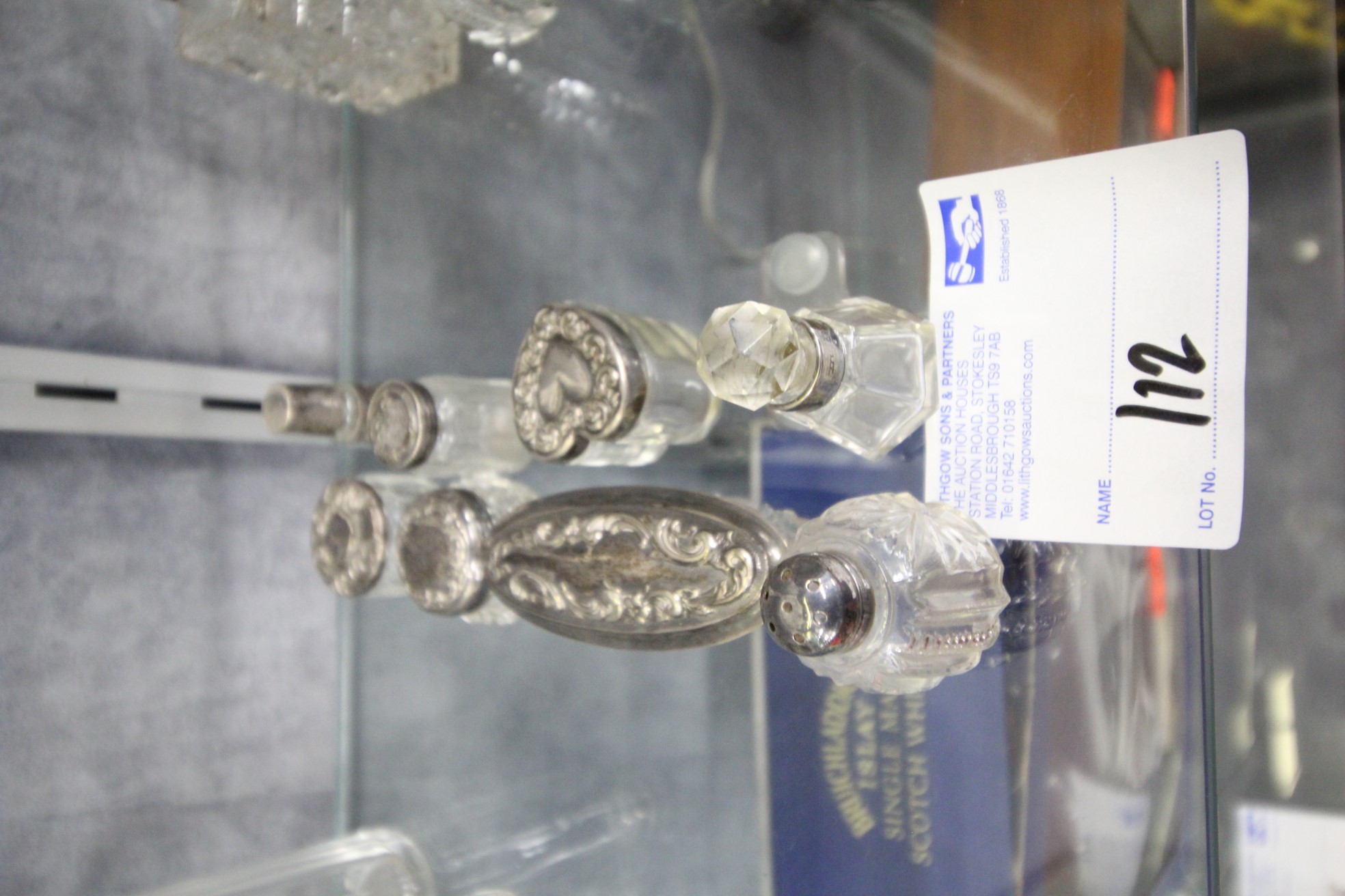 Lot 112 - 8x Scent Bottles - £75