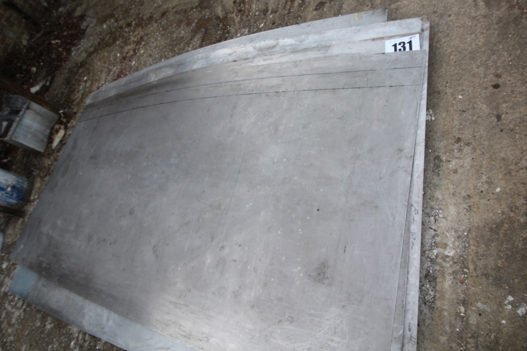 Lot 131 - 3x Ferrous Sheets & 2x Non-Ferrous Sheets - £170