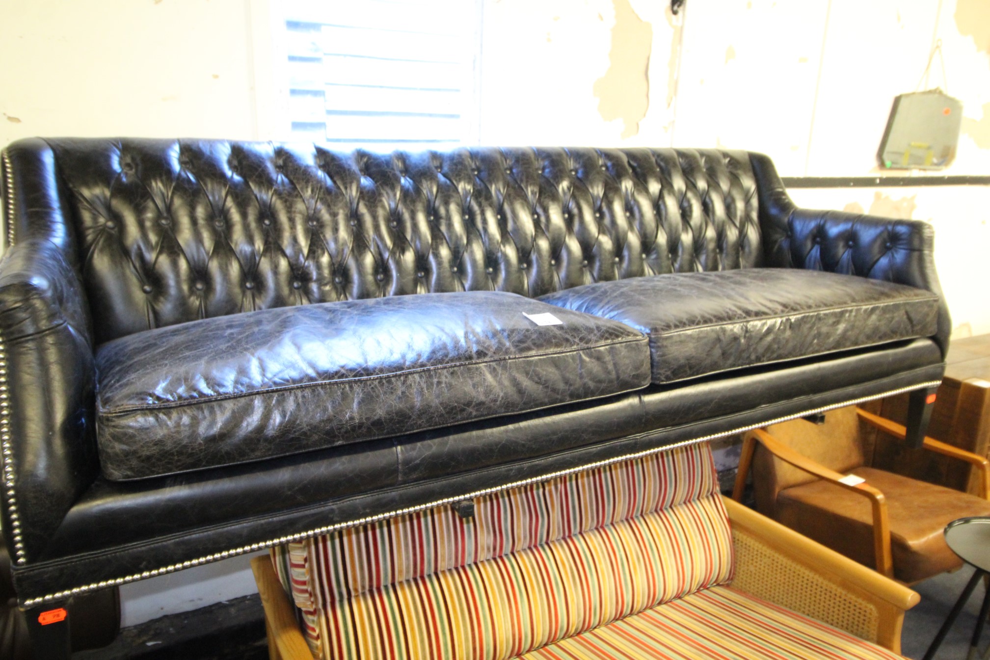 Lot 438 - Button Back Settee - £330